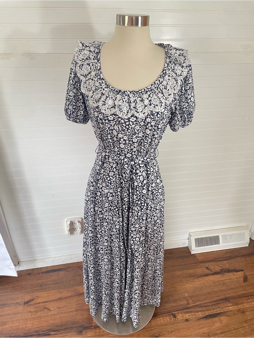 BODEN Broderick Collar Trim Jersey Dress Puff Sleeve Floral Size 8 P Cotton